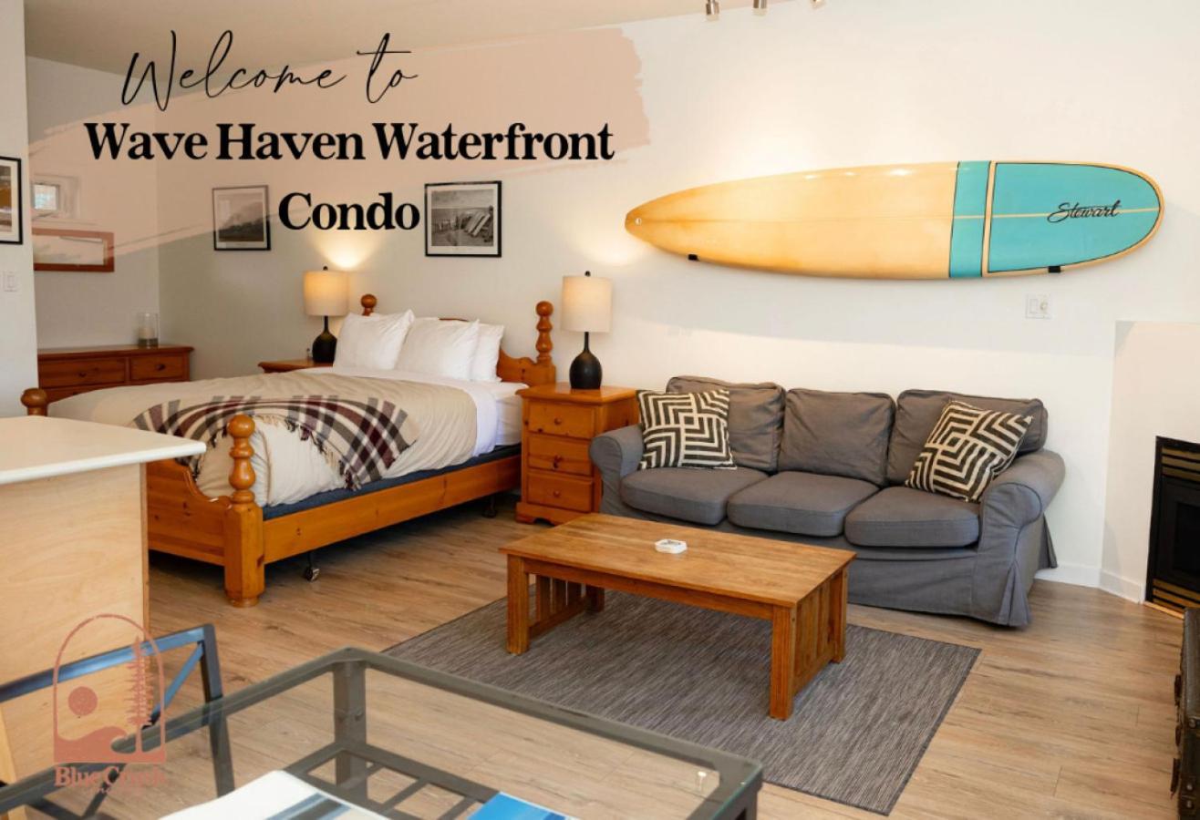 Wave Haven Waterfront Condo Hotel Тофино Экстерьер фото